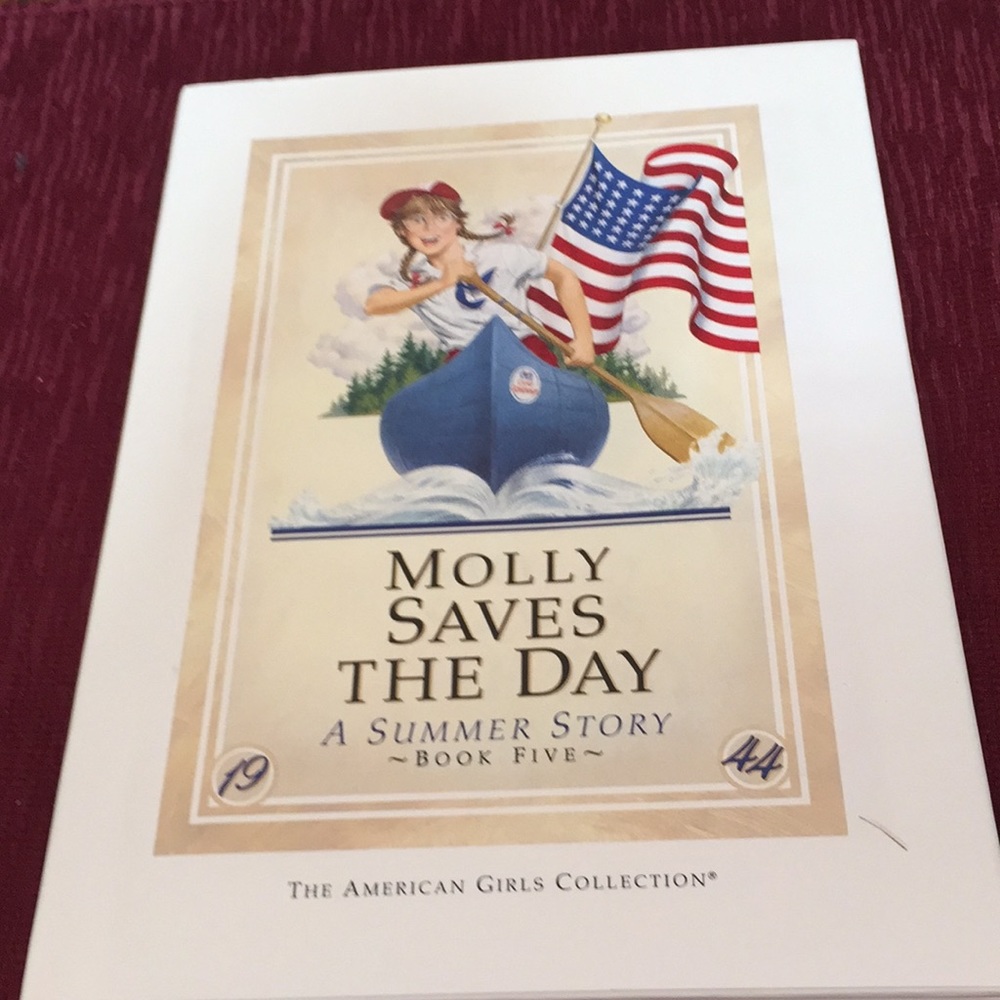 American Girl Molly Saves the Day book